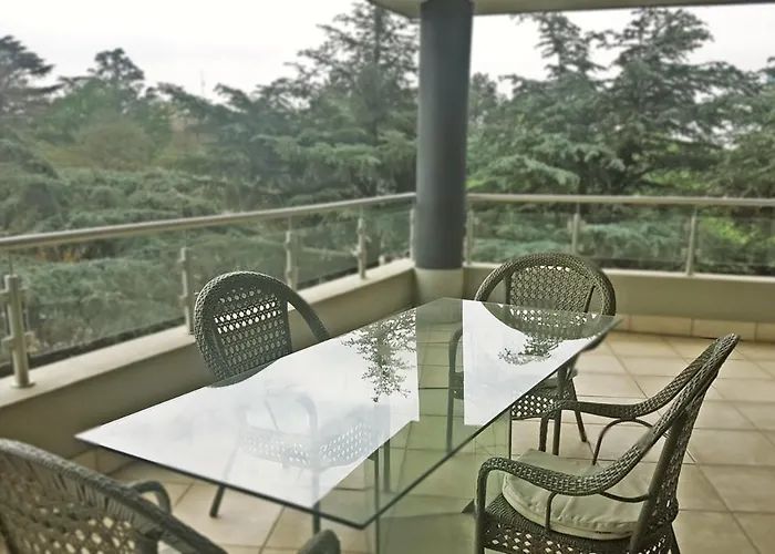 Zuri Residences At Ten Degrees
