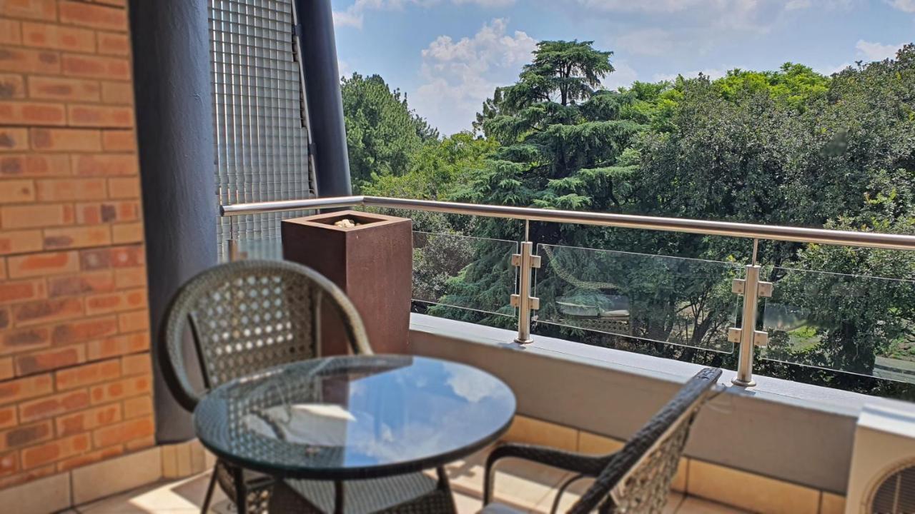 Zuri Residences At Degrees Apartamento *