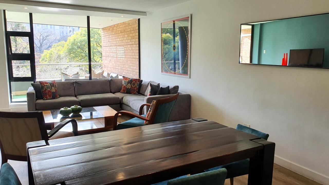 Apartment Zuri Residences At Degrees